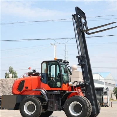 Xe nâng địa hình gồ ghề